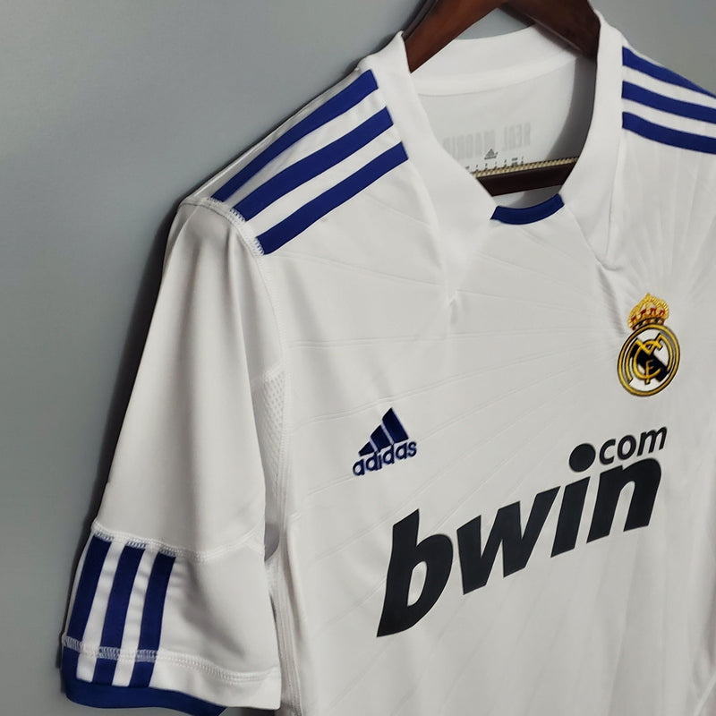 camisa-real-madrid-HOME-torcedor-masculina-2010/11-bwin-branca-adidas-RETRO