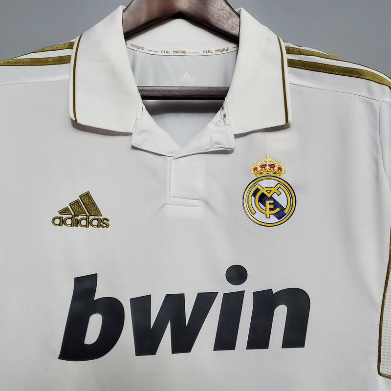 camisa-real-madrid-HOME-torcedor-masculina-2011/12-bwin-dourada-cr7-branca-adidas-RETRO