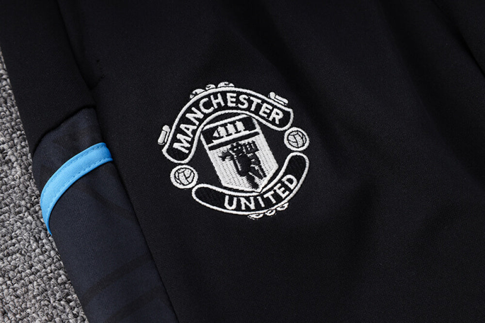 AGASALHO MANCHESTER UNITED TREINO 2023/24 BRANCO/AZUL